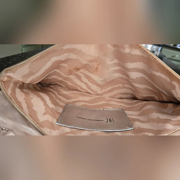 INC international concepts envelope chain purse - Picture 6 of 7